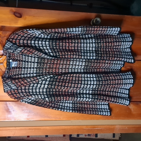 EARTHBOUND* crochet, long sleeve hooded sweater - Picture 6 of 9